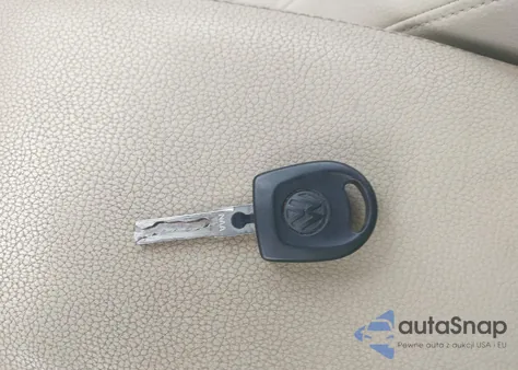 2010 Volkswagen Jetta Tdi z USA, uszkodzony, nr VIN 3VWPL7AJ0AM629257